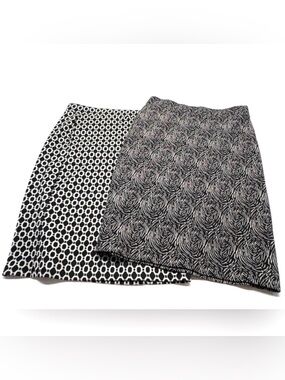 BUNDLE Lyse Spenard Textured Knit Skirts - Size Small - Set of 2